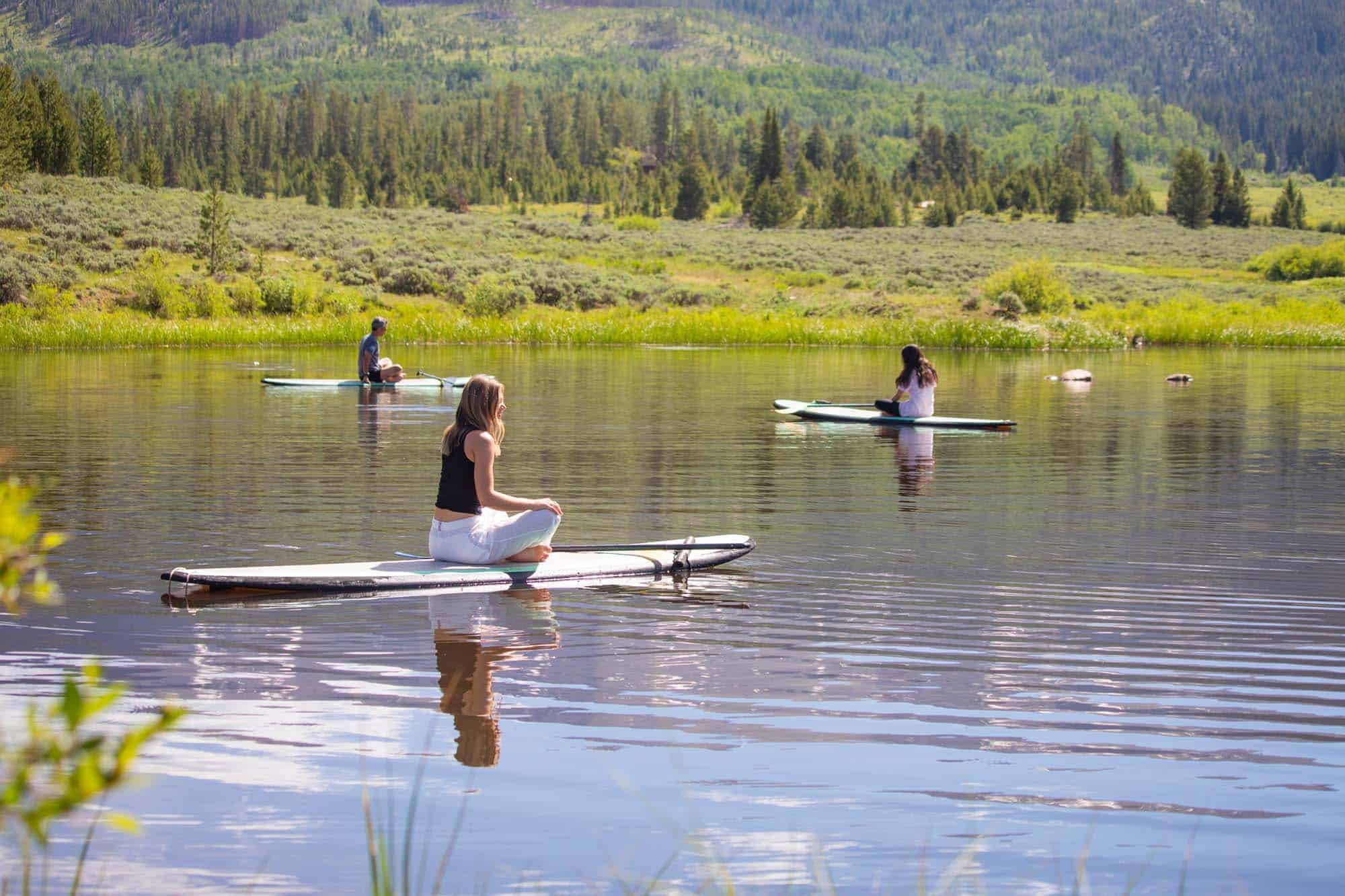 DTR-PaddleboardYoga-1