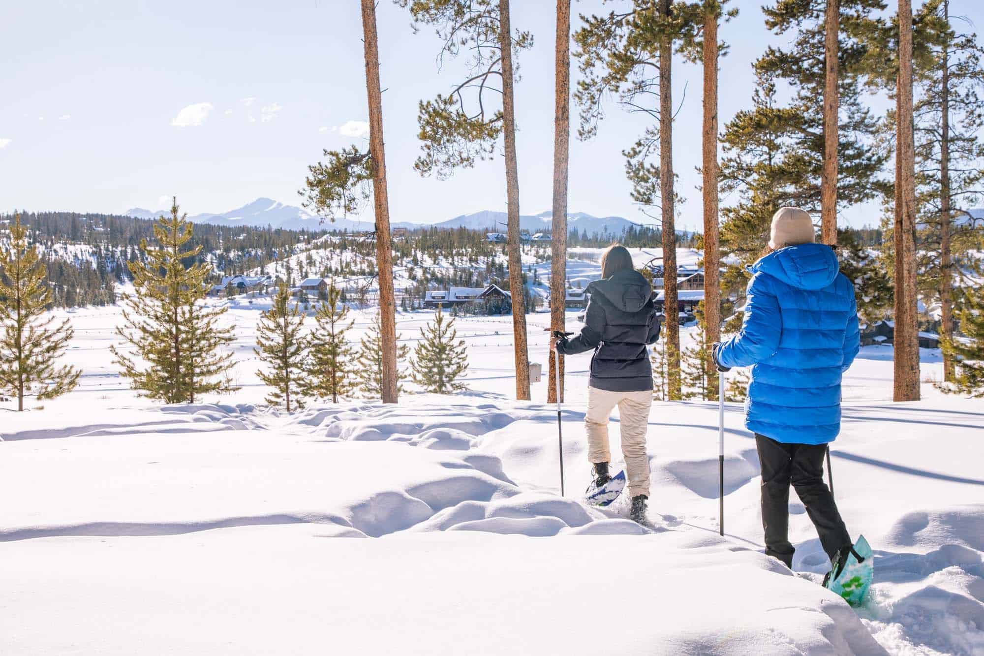 DTR-Snowshoeing-2