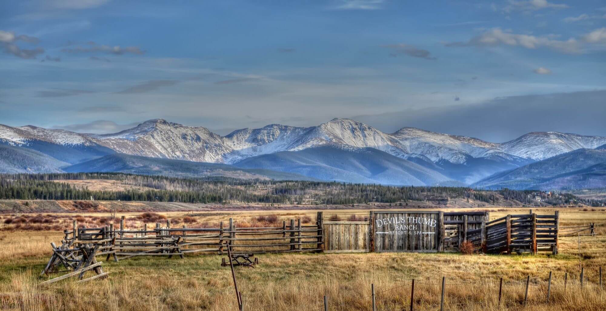 Colorado Mountain Resort, Spa, & Cabins Devil's Thumb Ranch