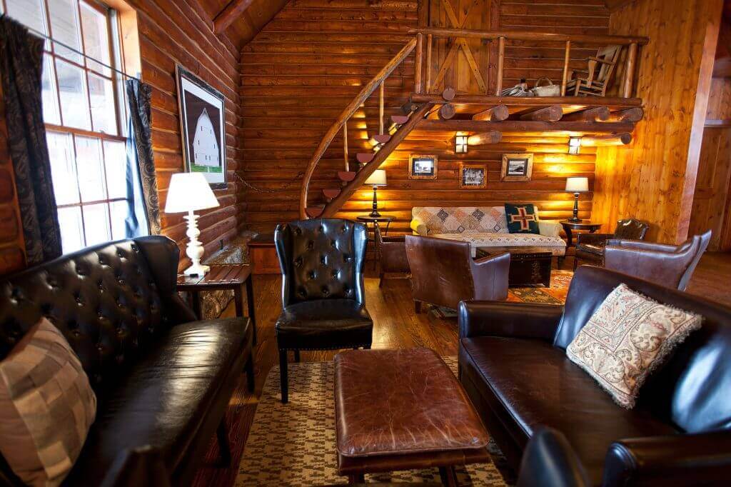 ranch house restaurant saloon